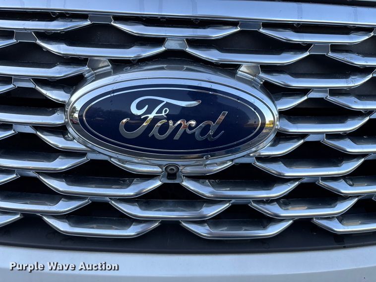 image for item ED2268 2020 Ford Explorer SUV