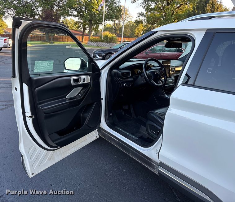 image for item ED2268 2020 Ford Explorer SUV