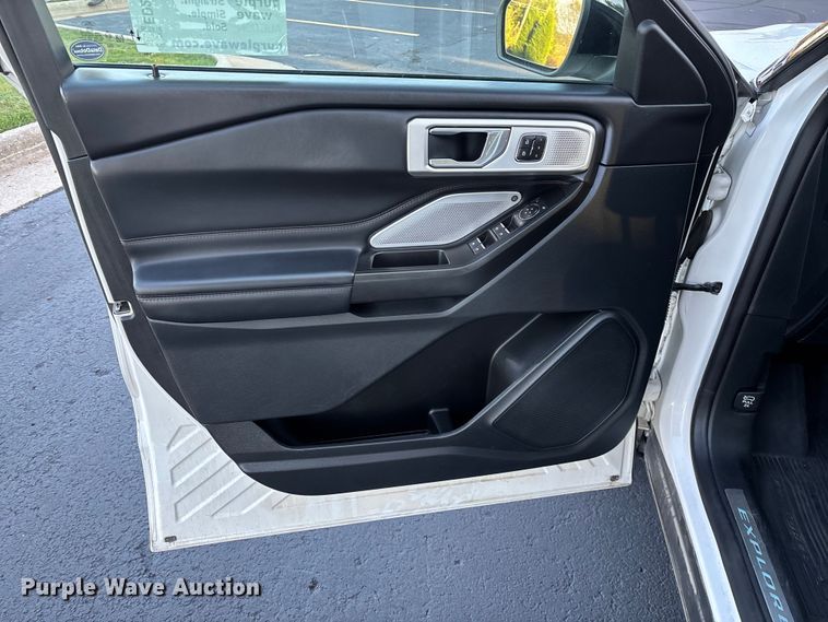 image for item ED2268 2020 Ford Explorer SUV