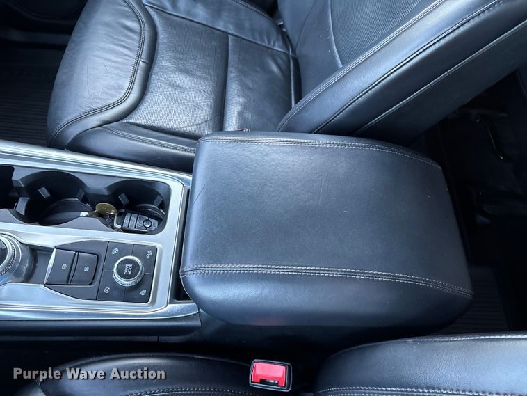 image for item ED2268 2020 Ford Explorer SUV