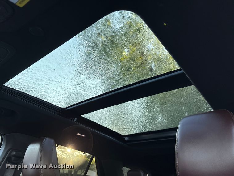 image for item ED2268 2020 Ford Explorer SUV