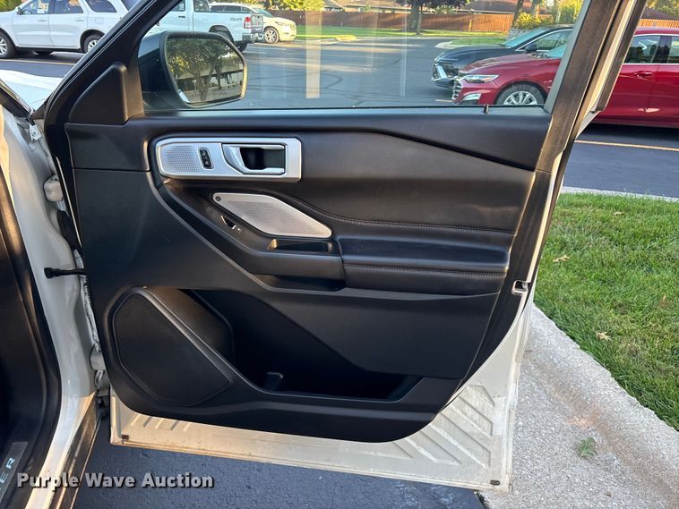 image for item ED2268 2020 Ford Explorer SUV