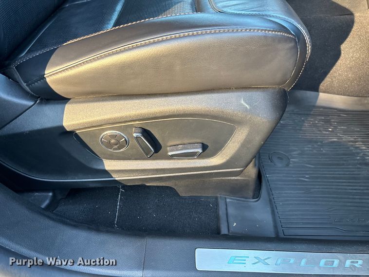 image for item ED2268 2020 Ford Explorer SUV