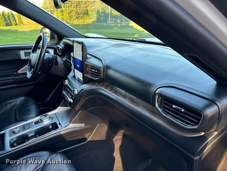 image for item ED2268 2020 Ford Explorer SUV