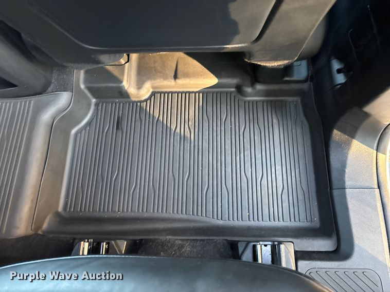 image for item ED2268 2020 Ford Explorer SUV