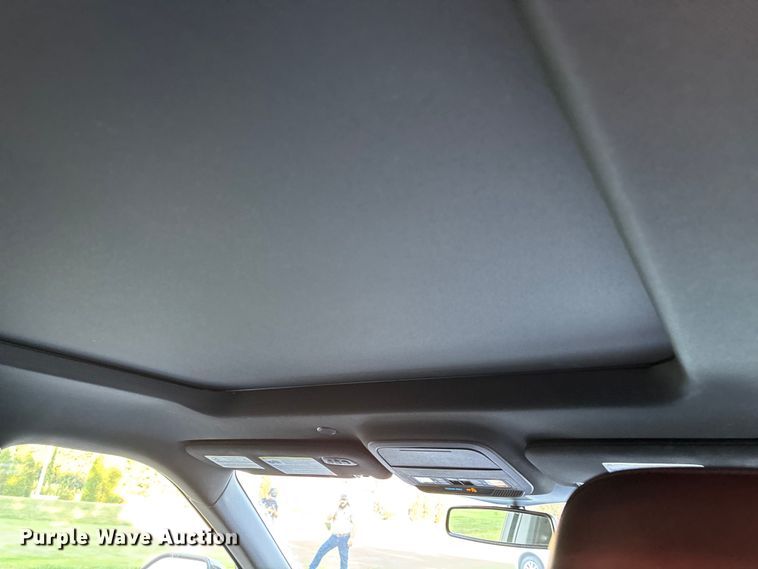 image for item ED2268 2020 Ford Explorer SUV