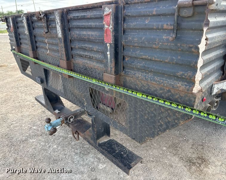 image for item ED5777 2016 Ford F450 Super Duty XL flatbed truck