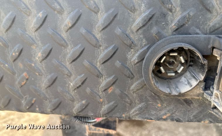 image for item ED5777 2016 Ford F450 Super Duty XL flatbed truck