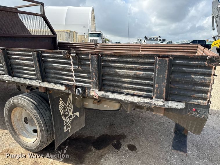 image for item ED5777 2016 Ford F450 Super Duty XL flatbed truck