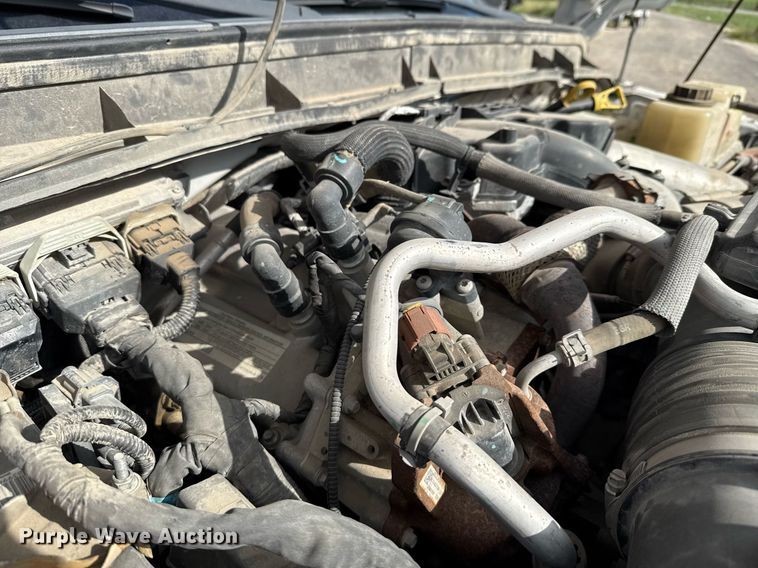 image for item ED5777 2016 Ford F450 Super Duty XL flatbed truck