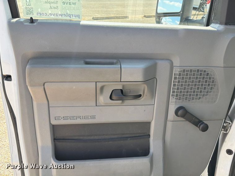 image for item ED5957 2012 Ford E150 van