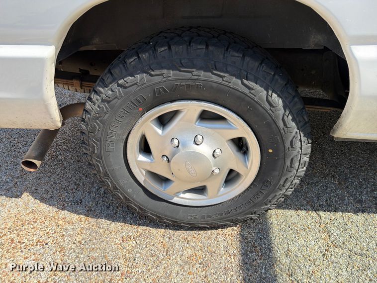 image for item ED5957 2012 Ford E150 van