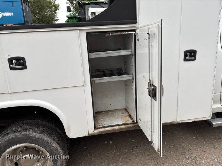 image for item EE4049 2018 RAM 5500 utility / service truck