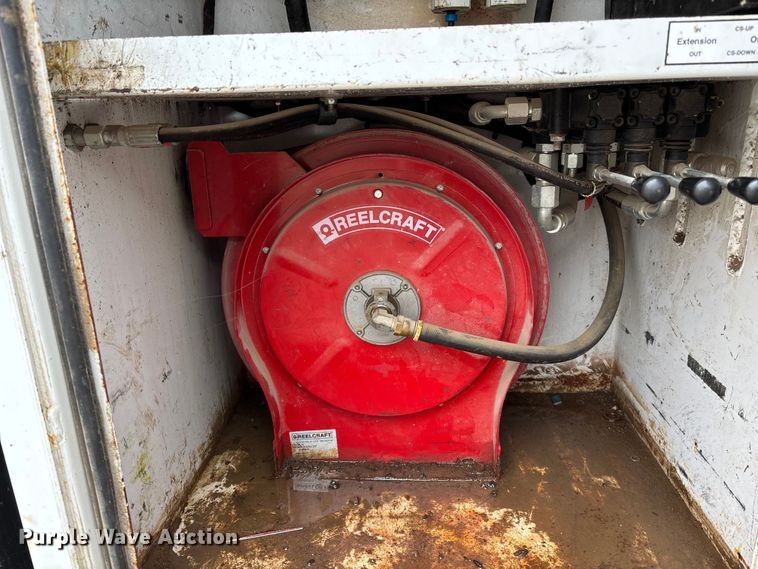 image for item EE4049 2018 RAM 5500 utility / service truck