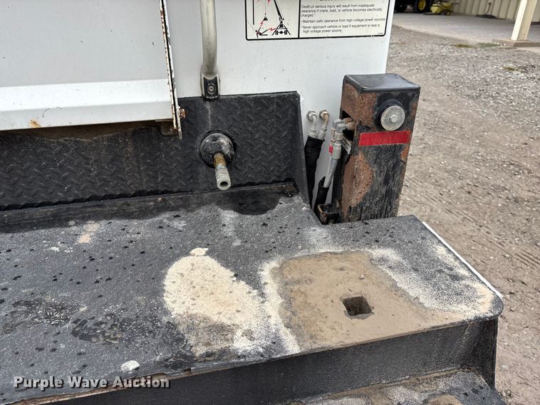 image for item EE4049 2018 RAM 5500 utility / service truck