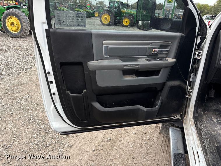 image for item EE4049 2018 RAM 5500 utility / service truck