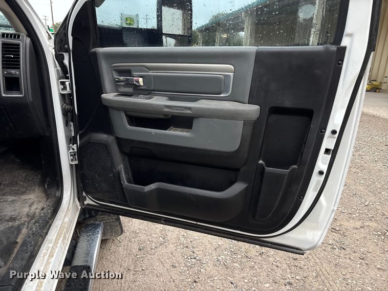 image for item EE4049 2018 RAM 5500 utility / service truck