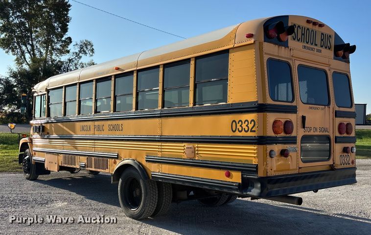 image for item EE4074 2003 Freightliner FS65 school bus