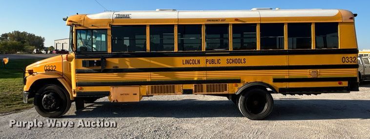 image for item EE4074 2003 Freightliner FS65 school bus