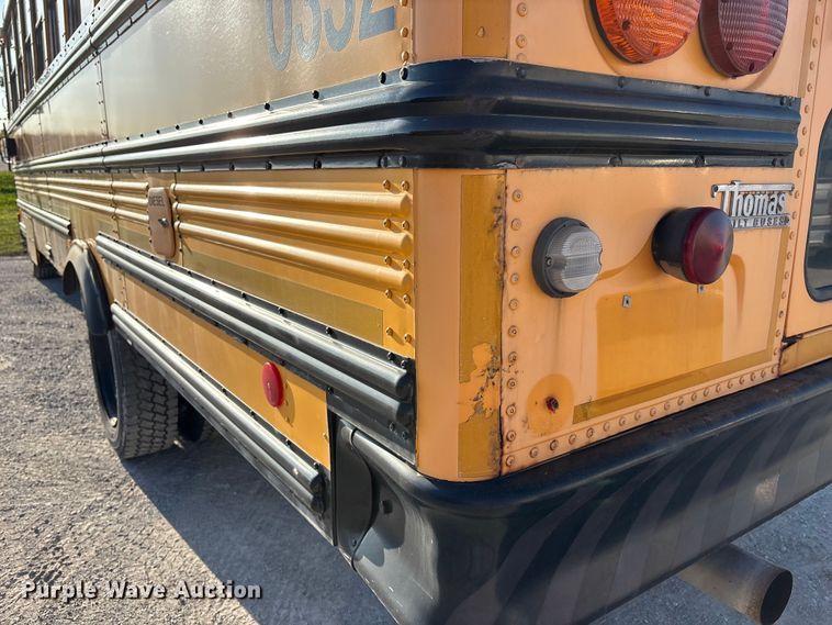 image for item EE4074 2003 Freightliner FS65 school bus