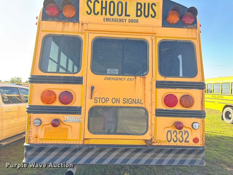 image for item EE4074 2003 Freightliner FS65 school bus