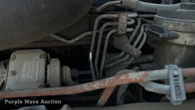 image for item EE4074 2003 Freightliner FS65 school bus