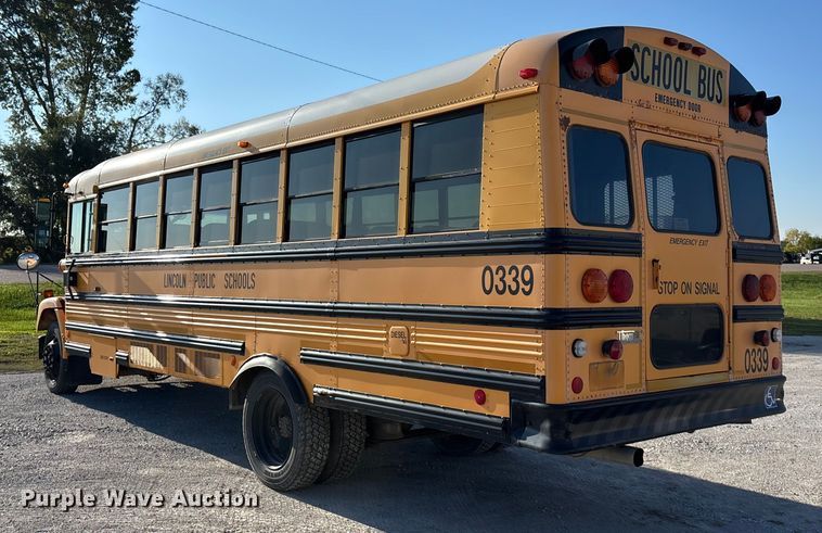 image for item EE4075 2003 Freightliner FS65 school bus