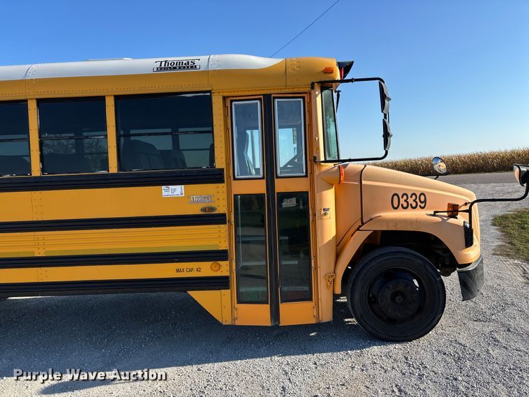 image for item EE4075 2003 Freightliner FS65 school bus