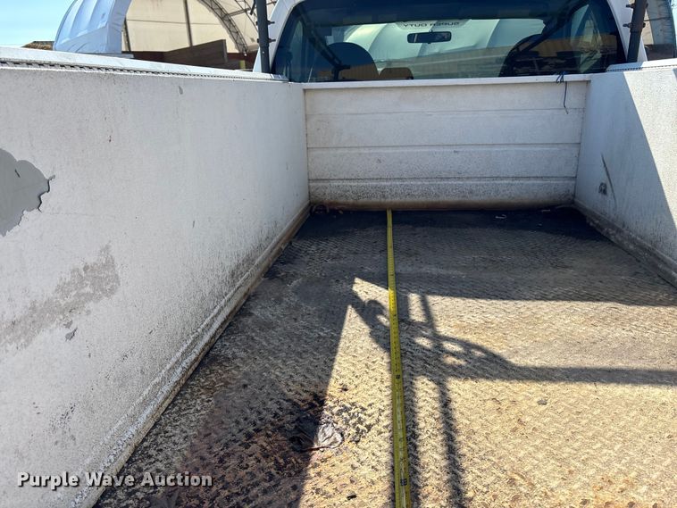image for item EE4080 2009 Ford F350 utility bed pickup truck