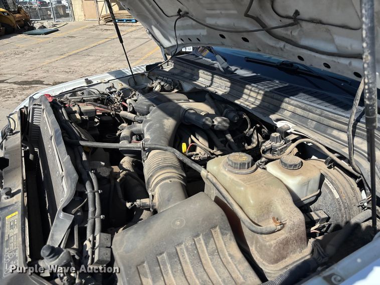 image for item EE4080 2009 Ford F350 utility bed pickup truck