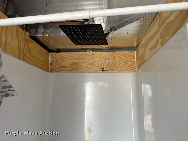 image for item EF2079 2013 Holland 40' CUPCOW bunk trailer