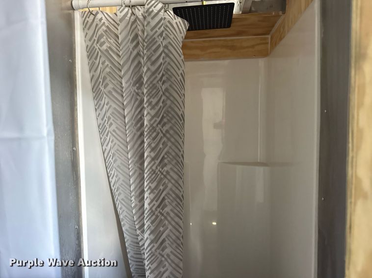 image for item EF2079 2013 Holland 40' CUPCOW bunk trailer