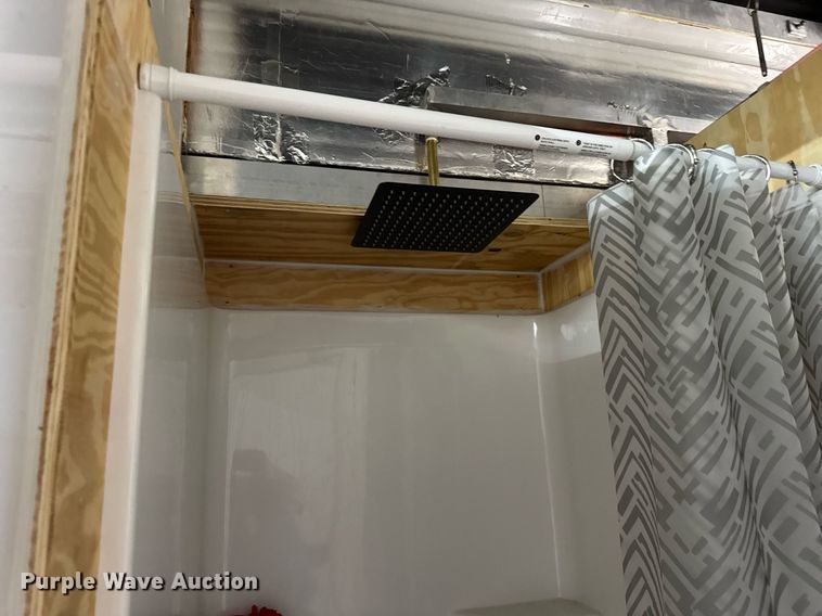 image for item EF2079 2013 Holland 40' CUPCOW bunk trailer