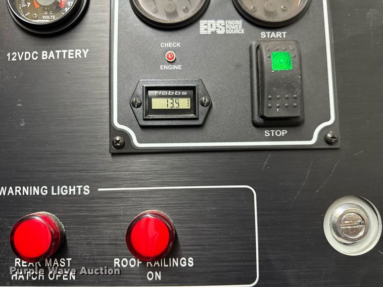 image for item EF2079 2013 Holland 40' CUPCOW bunk trailer