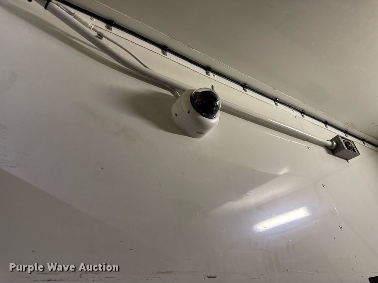 image for item EF2079 2013 Holland 40' CUPCOW bunk trailer