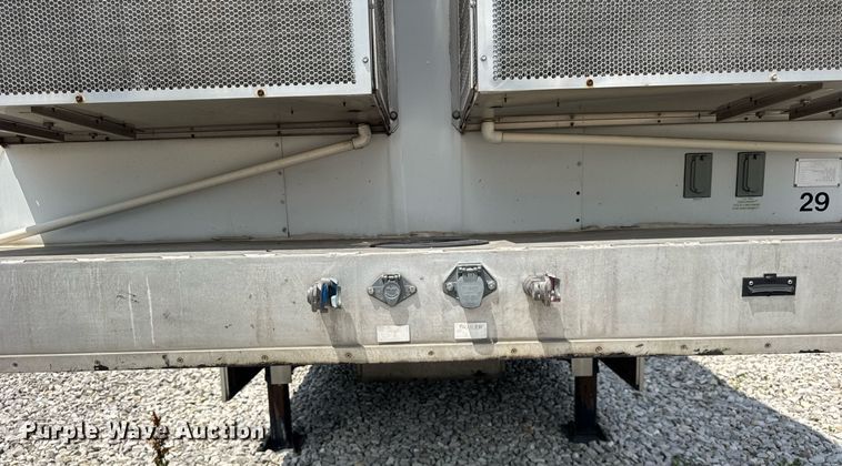 image for item EF2079 2013 Holland 40' CUPCOW bunk trailer
