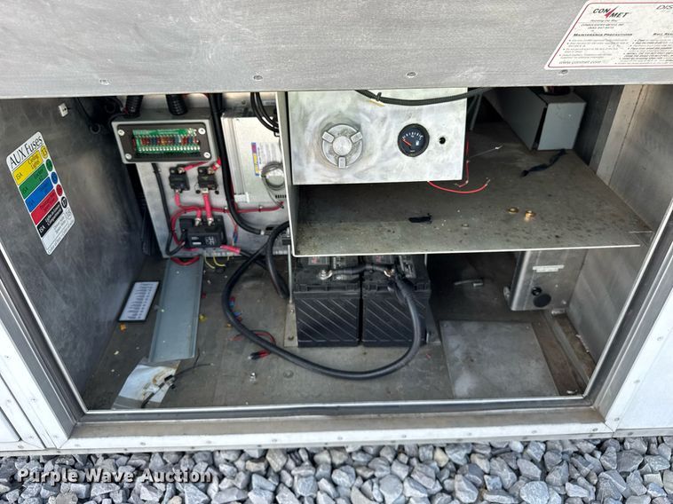 image for item EF2079 2013 Holland 40' CUPCOW bunk trailer