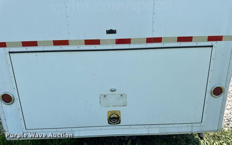 image for item EF2079 2013 Holland 40' CUPCOW bunk trailer