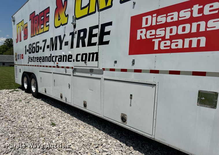 image for item EF2079 2013 Holland 40' CUPCOW bunk trailer