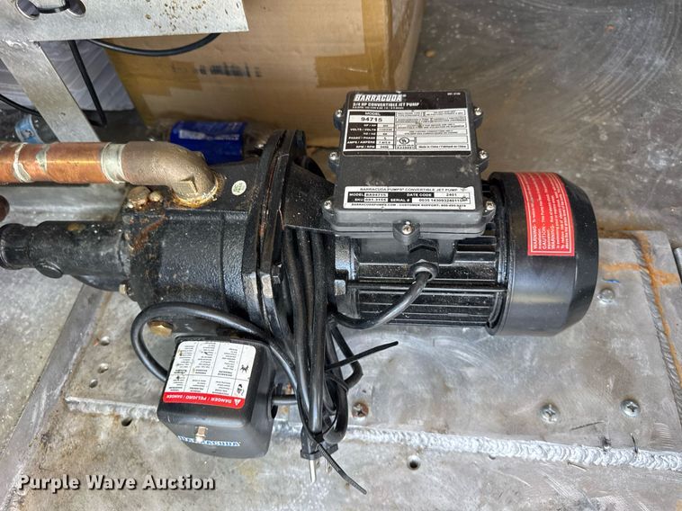 image for item EF2079 2013 Holland 40' CUPCOW bunk trailer