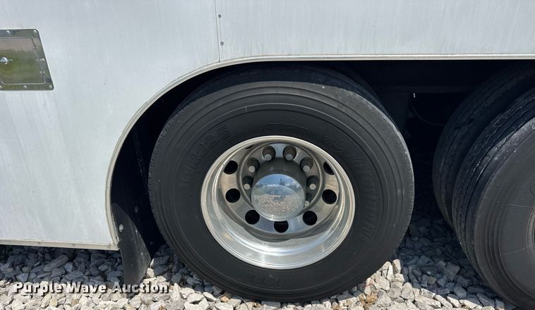 image for item EF2079 2013 Holland 40' CUPCOW bunk trailer