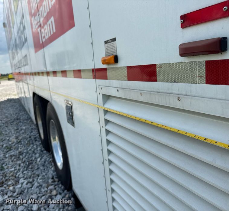 image for item EF2079 2013 Holland 40' CUPCOW bunk trailer