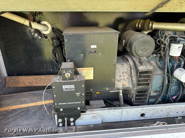 image for item EF2079 2013 Holland 40' CUPCOW bunk trailer