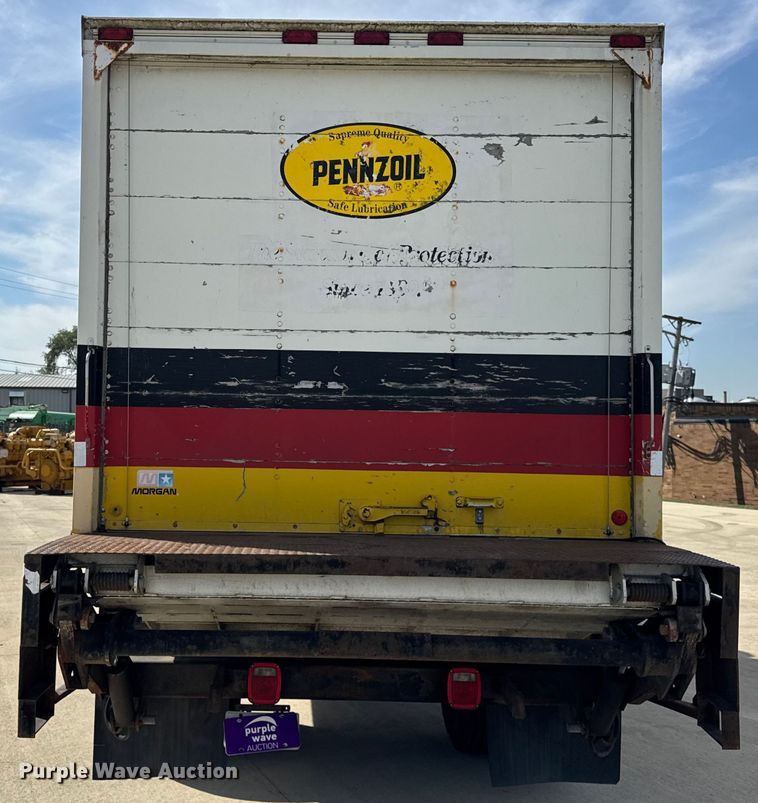 image for item EF2196 1990 Mack MS250 box truck