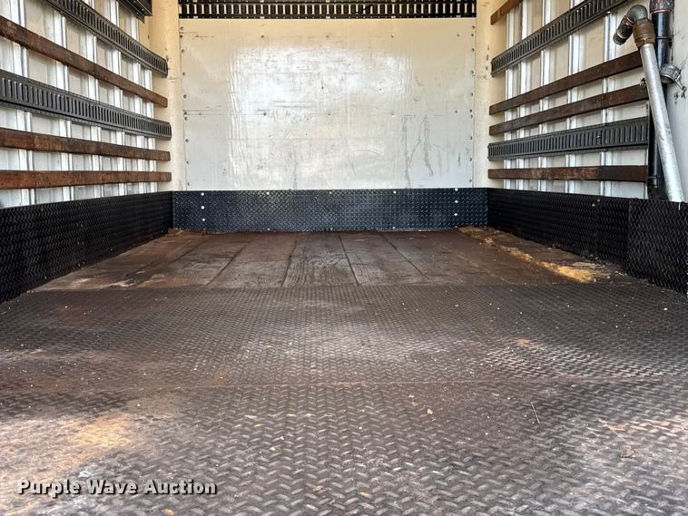 image for item EF2196 1990 Mack MS250 box truck