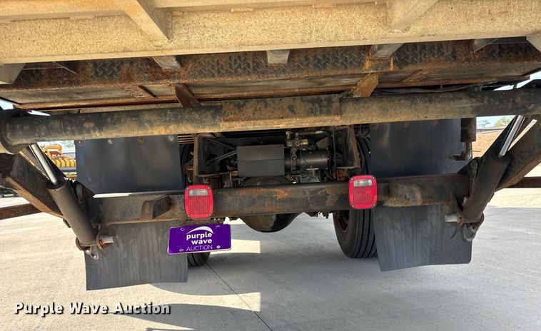 image for item EF2196 1990 Mack MS250 box truck