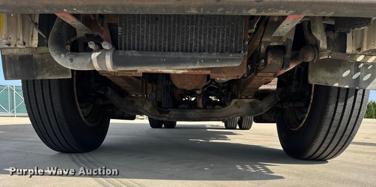 image for item EF2196 1990 Mack MS250 box truck