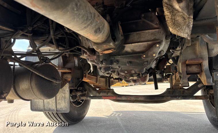 image for item EF2196 1990 Mack MS250 box truck