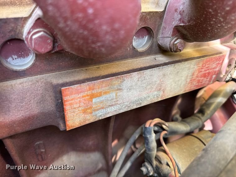 image for item EF2196 1990 Mack MS250 box truck