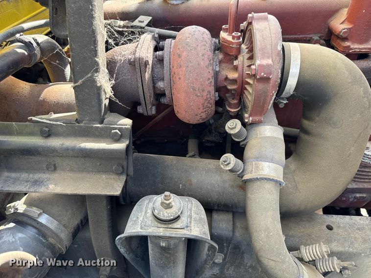 image for item EF2196 1990 Mack MS250 box truck